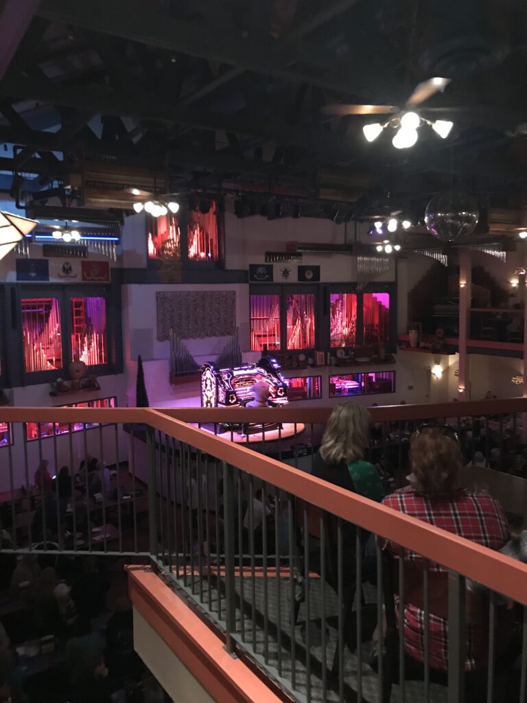 organ stop pizza homeschool field trip